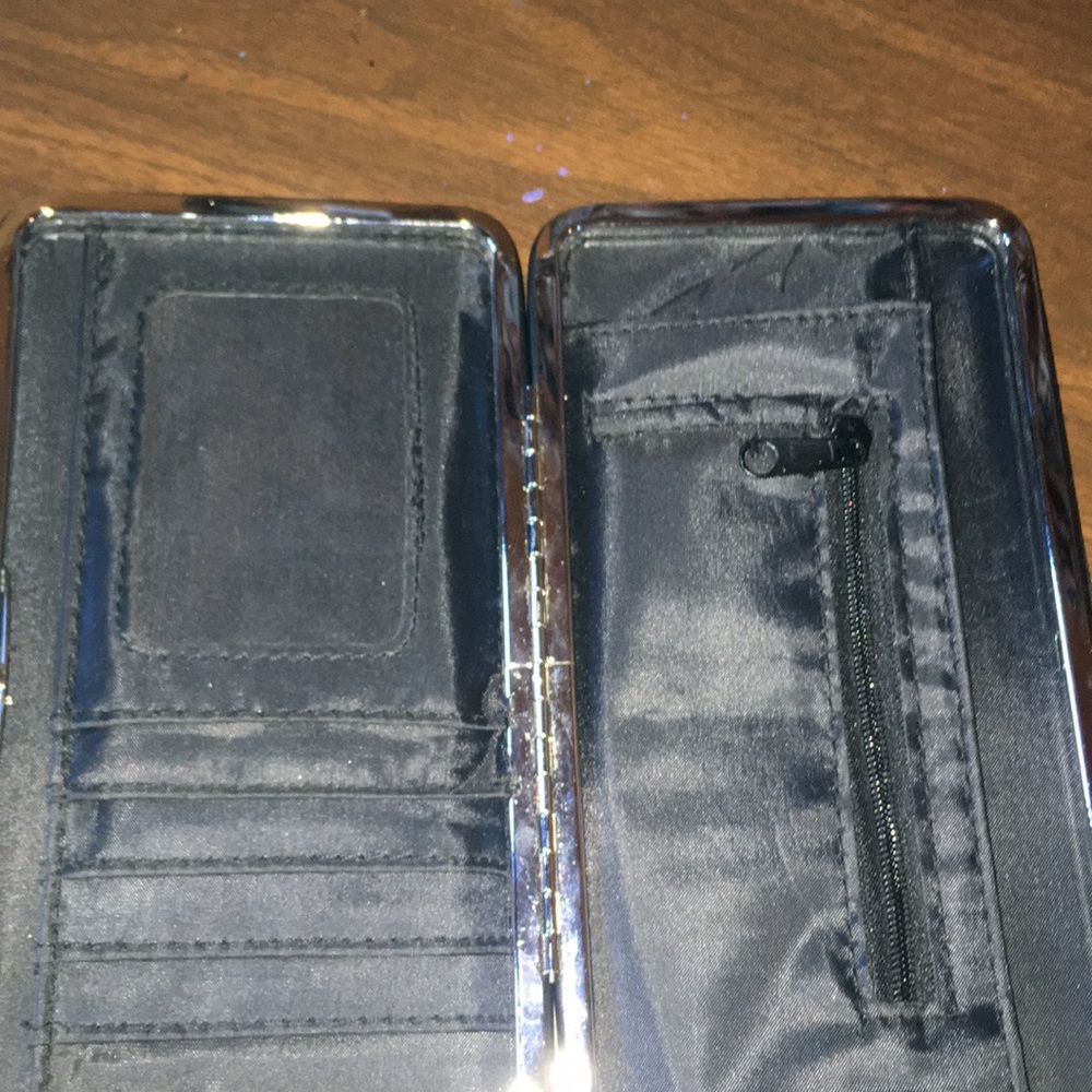 Wallet - Picture 3 of 3